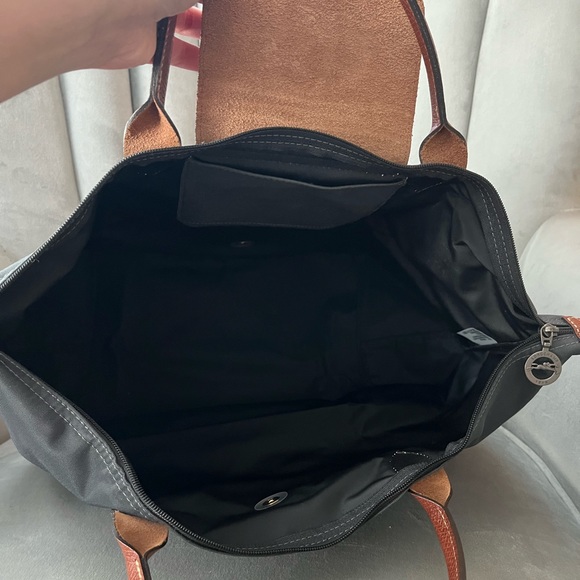 ❗️SOLD❗️Longchamp Le Pliage Eiffel Tower Short Handles Medium Tote - Picture 8 of 10